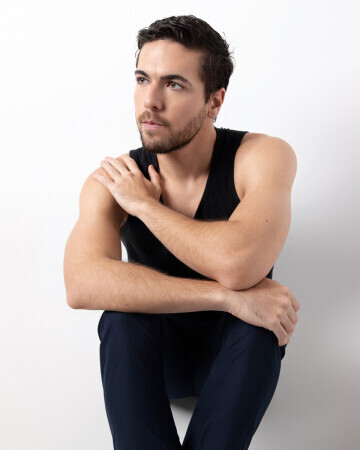 LEONARDO MENDONÇA — 6