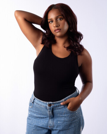 MIKAELLY CABRAL — 5