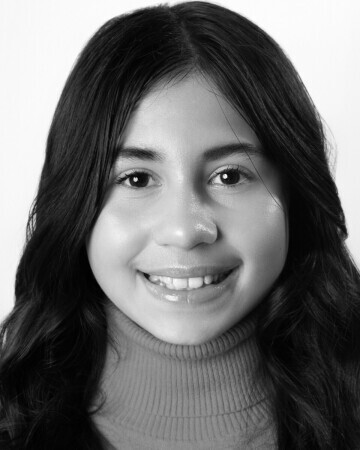 VALENTINA ALVES — 5