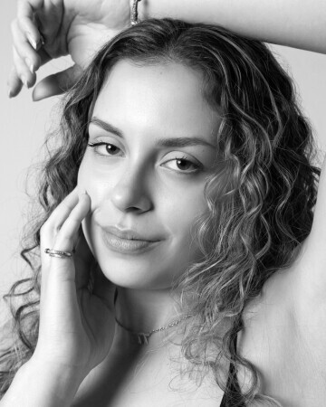 JULIA REIMBERG — 4