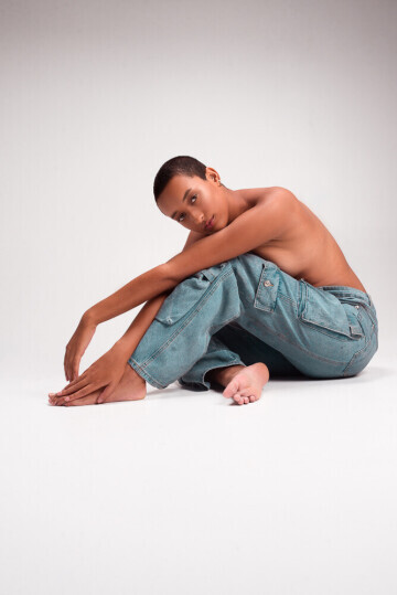 Kim Rodrigues — 16