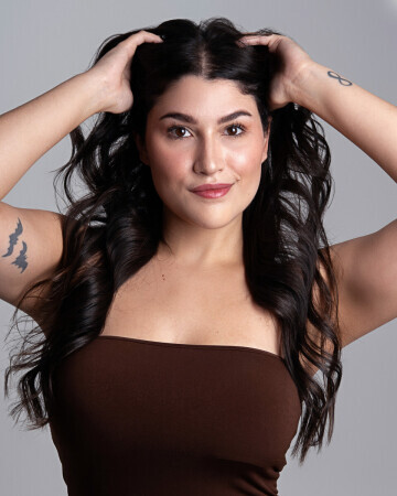 GABRIELA VEIGA — 2