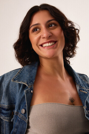 CLARA AMORIM GUIMARÃES — 6