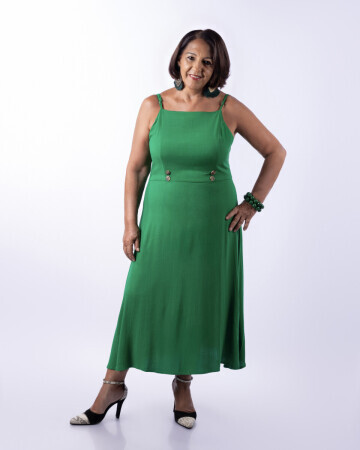 LEILA FERNANDES — 6