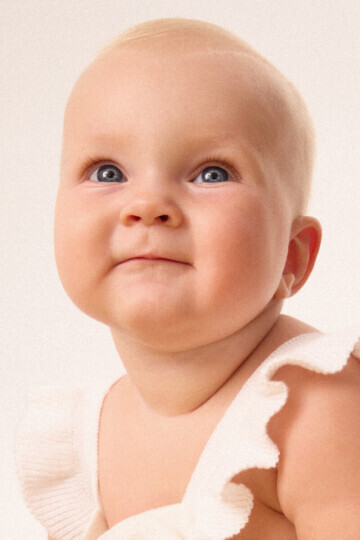 OLIVIA TIMAKHOVSKAIA