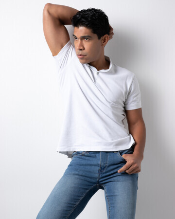 MARCO MENDONZA — 4