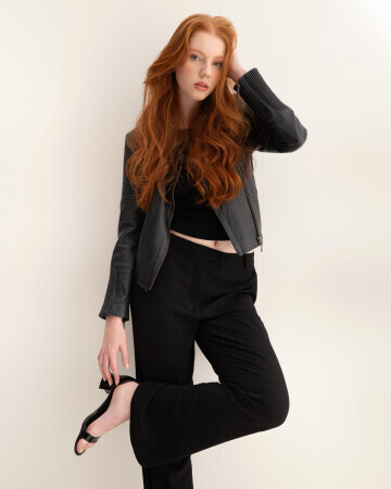 GABRIELA BERTOLDI — 5