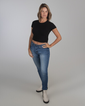 LUZIANE GALÁRRAGA — 6