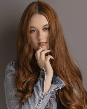 VALENTINA SEAMAN — 4