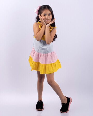 VALENTINA SANCHES — 4