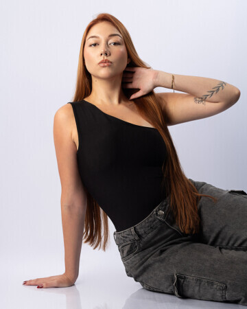 GABRIELA MARIANO — 2