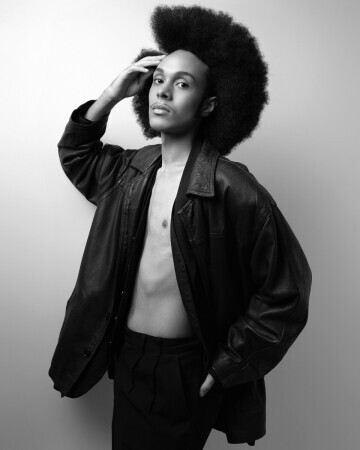 KAIQUE SYRAYAMA — 5