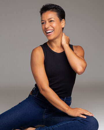 EVELIN MARTINS — 4