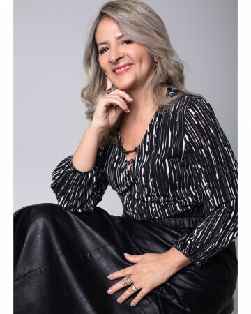 LUCIANE IWITSCHENKO — 3