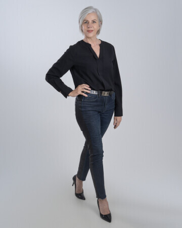 VERA TEICHMANN — 5