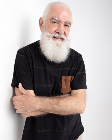 ROBERT JAMES RICHARD — 4