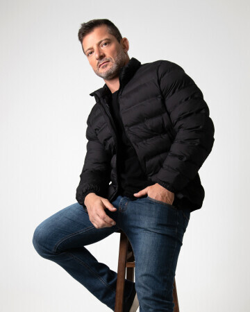 LUIS CARLOS QUEIROZ — 6