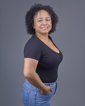 ELISANGELA VALENTE DOS REIS — 5