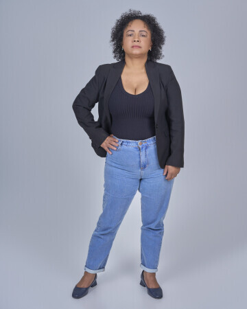 ELISANGELA VALENTE DOS REIS — 6