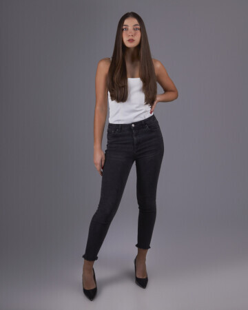 VALENTINA MIRANDA — 3