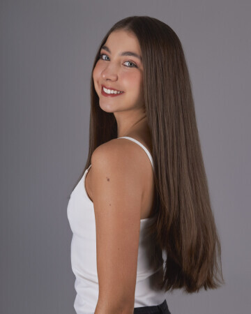 VALENTINA MIRANDA — 4