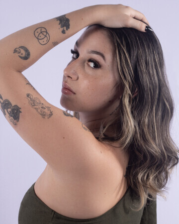 JAMILY FERREIRA — 6