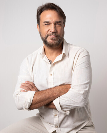 CARLOS POLACHINI — 4