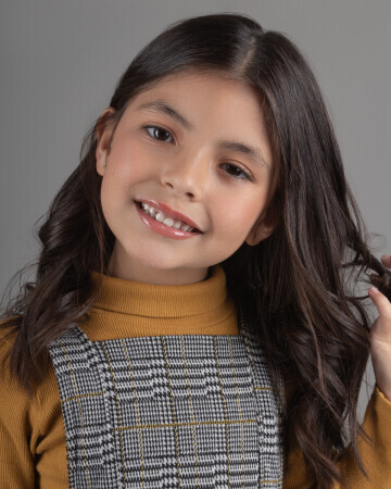 ISADORA PORTANOVA — 3