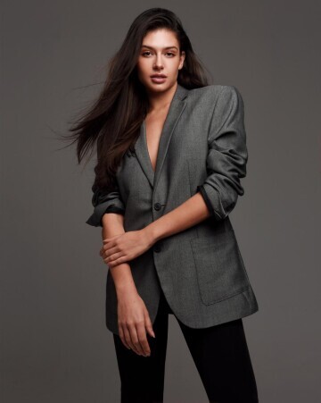 Victoria Komorowski — 9