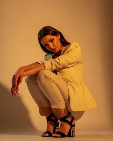 Jaqueline Romão — 3