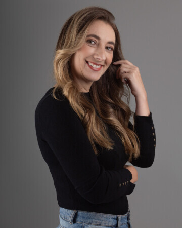 ANDREIA SOARES — 1