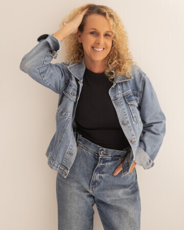 JULIANA ZANINI — 6