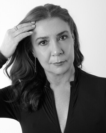 LUCIANE TEIXEIRA — 2