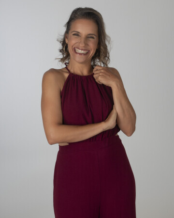 GABRIELA BECKER — 3