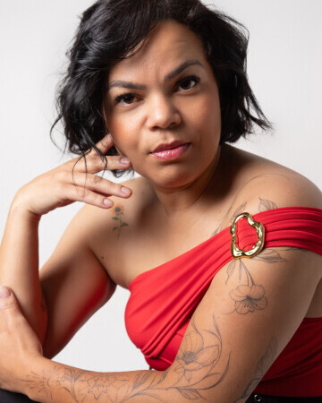 ANDREIA GIRASSOL — 4