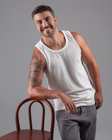 MAURICIO DE OLIVEIRA — 5