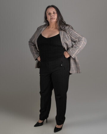 MARISA SCHNEIDER — 2