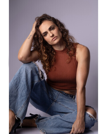 TATHIANA GIGANTE — 6