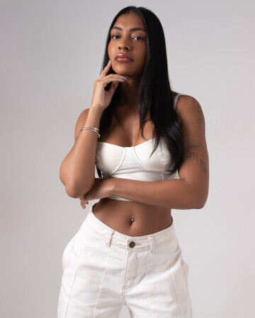 MARIANA MORAES SANTOS — 1