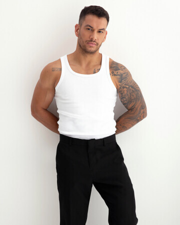 FRANKLYN MANFREDI — 4