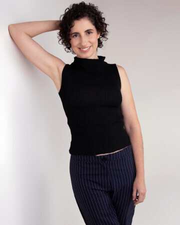 LUANA NOGUEROL — 5