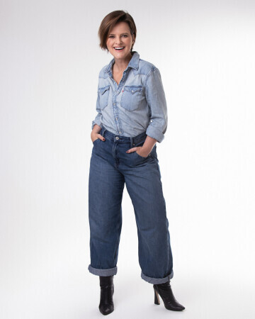 DAYANA WOLLMEISTER — 6