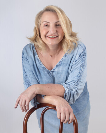 ADRIANE GOBATTO — 2