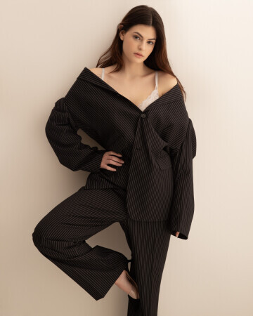 JULIA KARPINSKI — 3