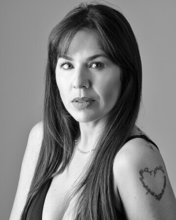 EMANUELA OLIVEIRA — 6