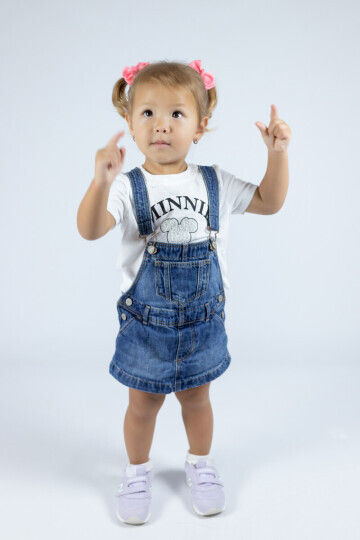 KHLOE KRUGER SATAKE — 1