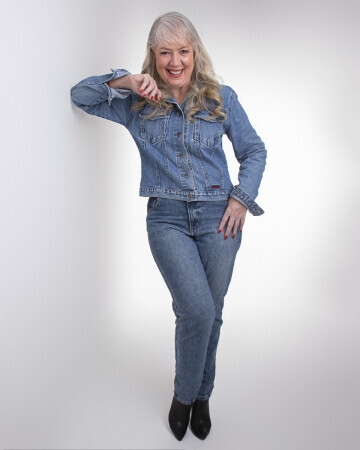 KARINA MOELLER — 4