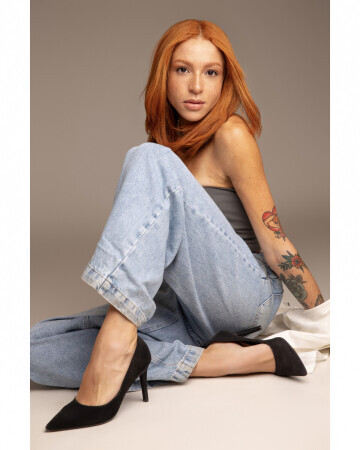 CAROLINE SIQUEIRA — 3