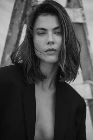 Mariana Speckhahn — 9