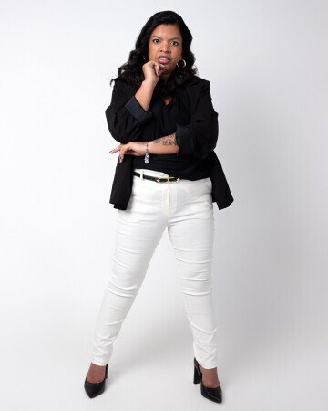 LAIS CONTRERAS — 4